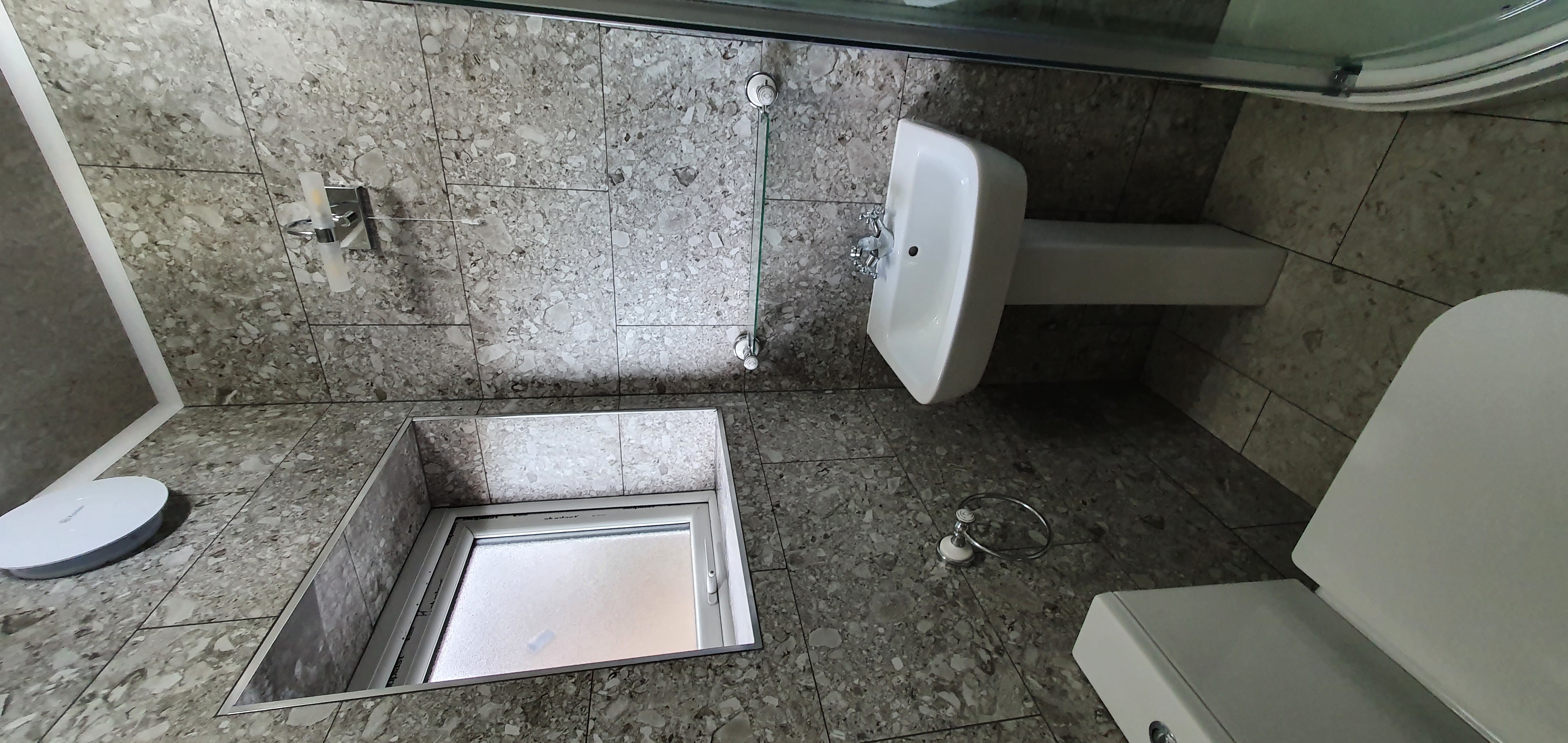 Bathroom Makeover - Thumbnail 12